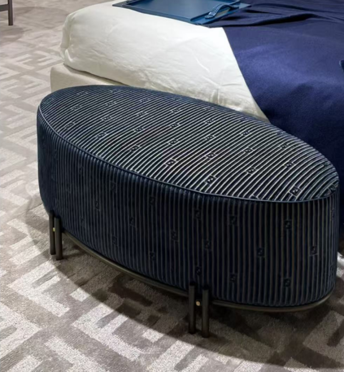 A S'Mores Footrest - Image 5