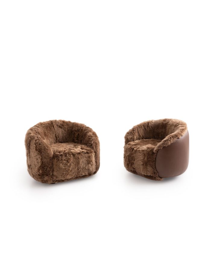 A Welcome armchair - Image 1