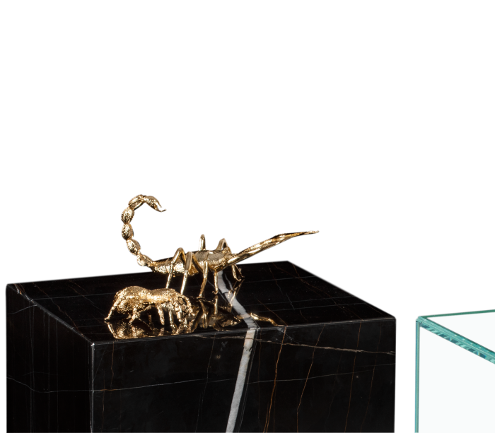 METAMORPHOSIS SIDE TABLE - Image 6